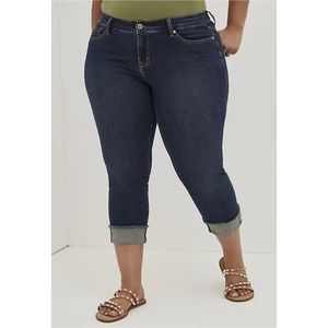 Torrid Crop Boyfriend Jean 22